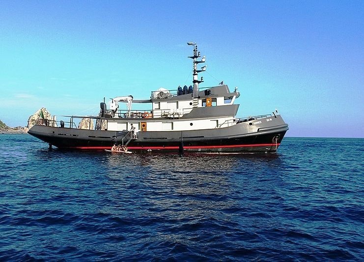 VERVECE yacht charter 1
