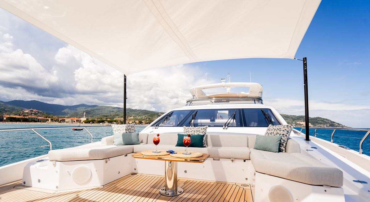 VESTA yacht charter 2