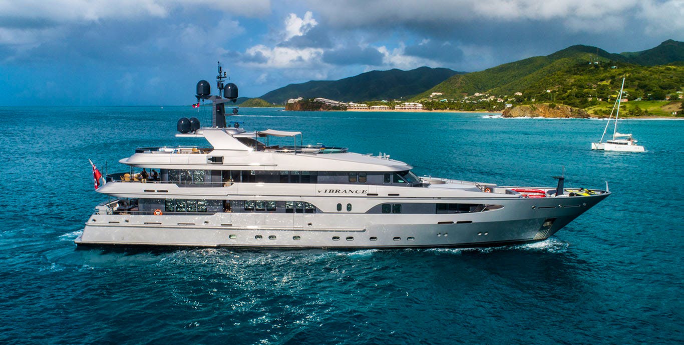 VIBRANCE yacht charter 1