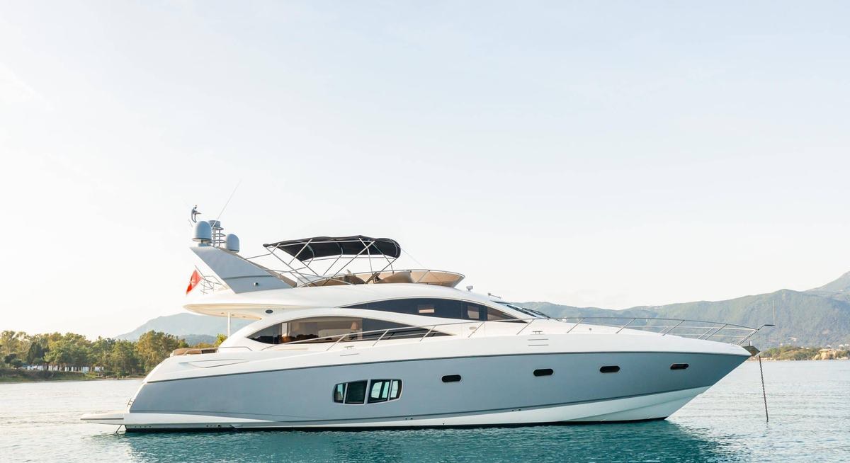 VINCI yacht charter 1