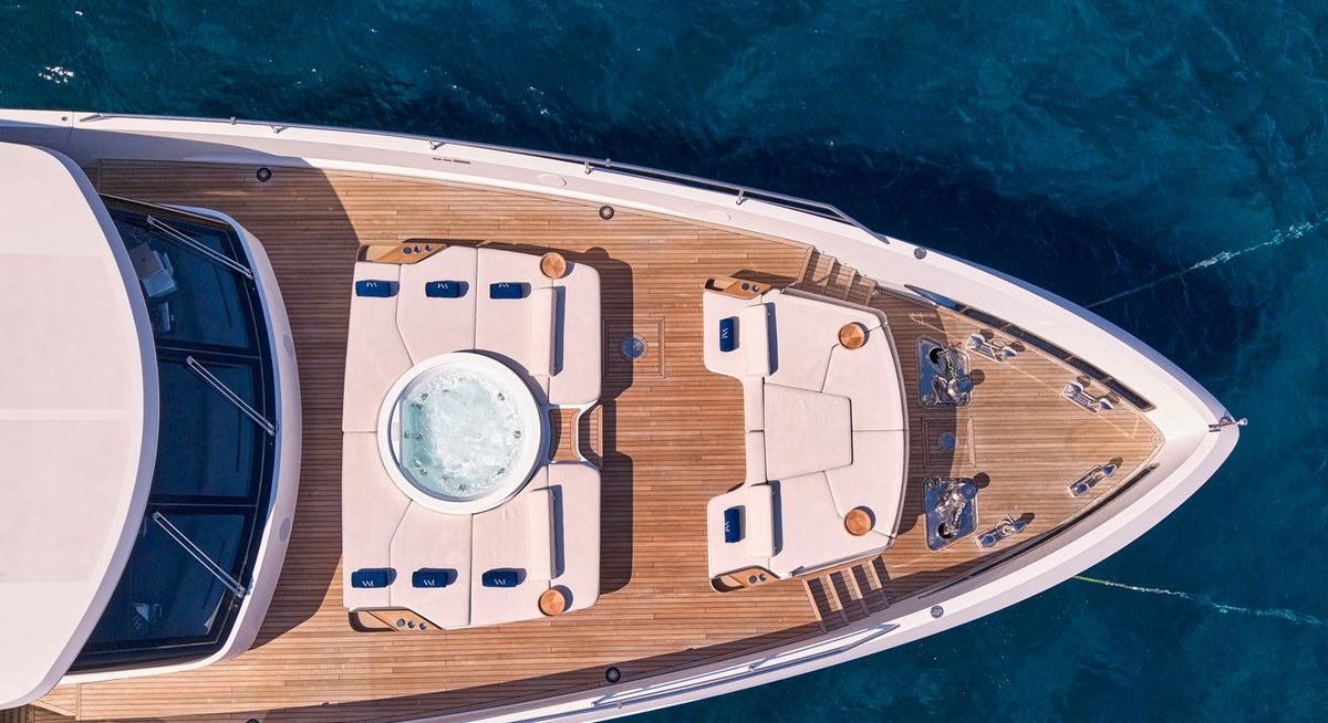 VOLO MARE yacht charter 2