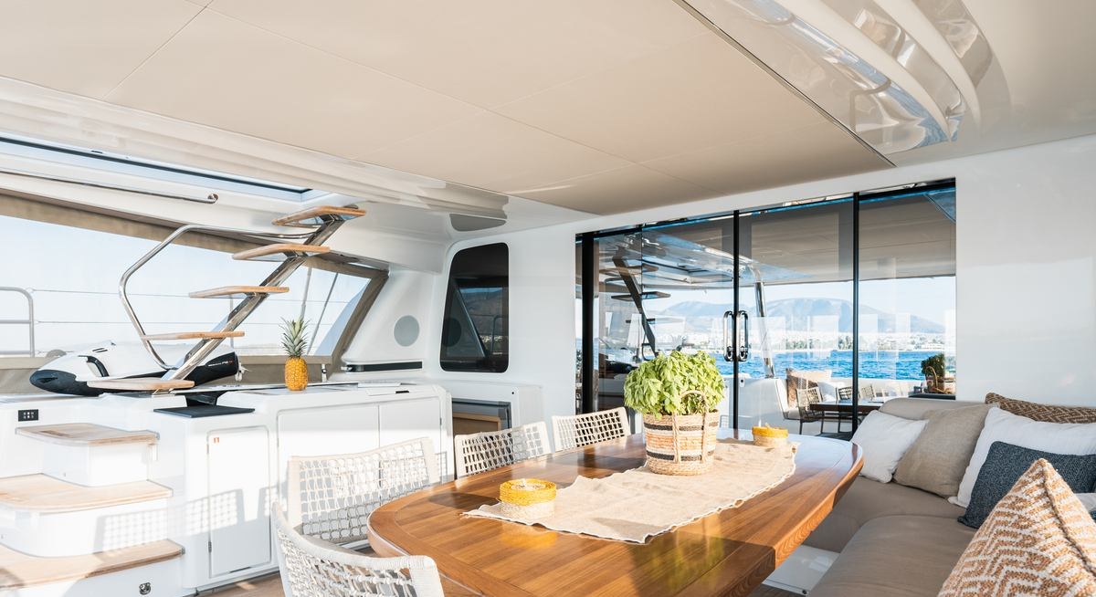WHITE CAPS yacht charter 2