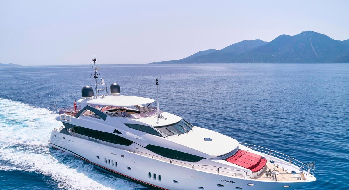 Yacht charter WHITE PEARL I YACHT CHARTER