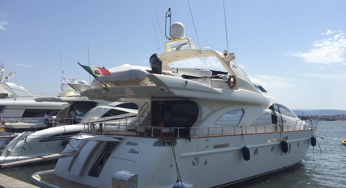 WHITE STAR YACHT CHARTER yacht charter