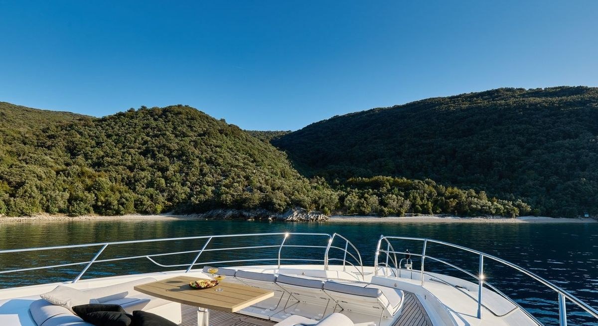 WICKED PLAY yacht charter 2