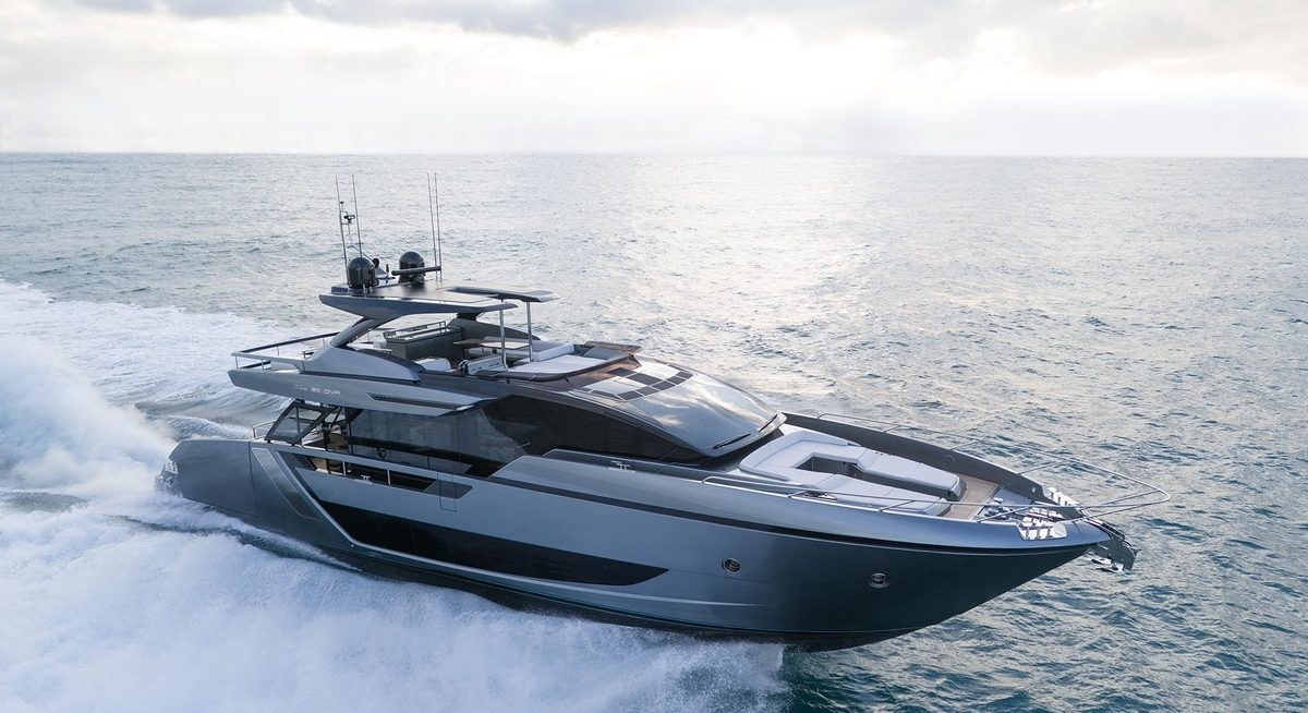 X SEVEN yacht charter 1