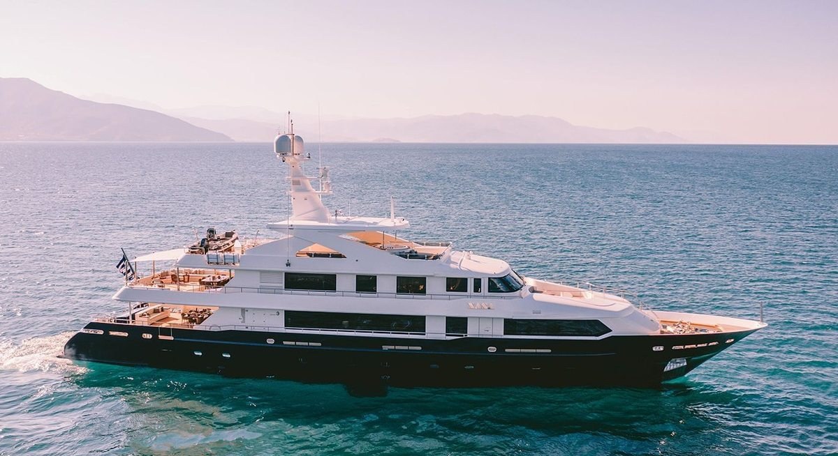 XANA yacht charter 1