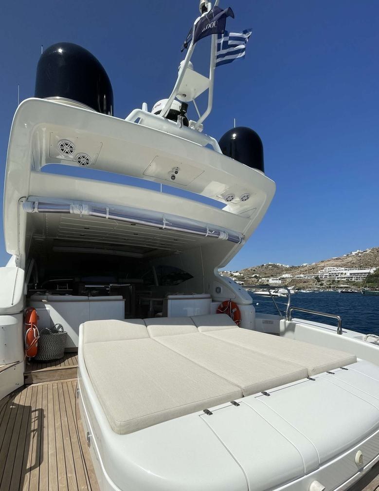 YALOOU DREAM yacht charter 5