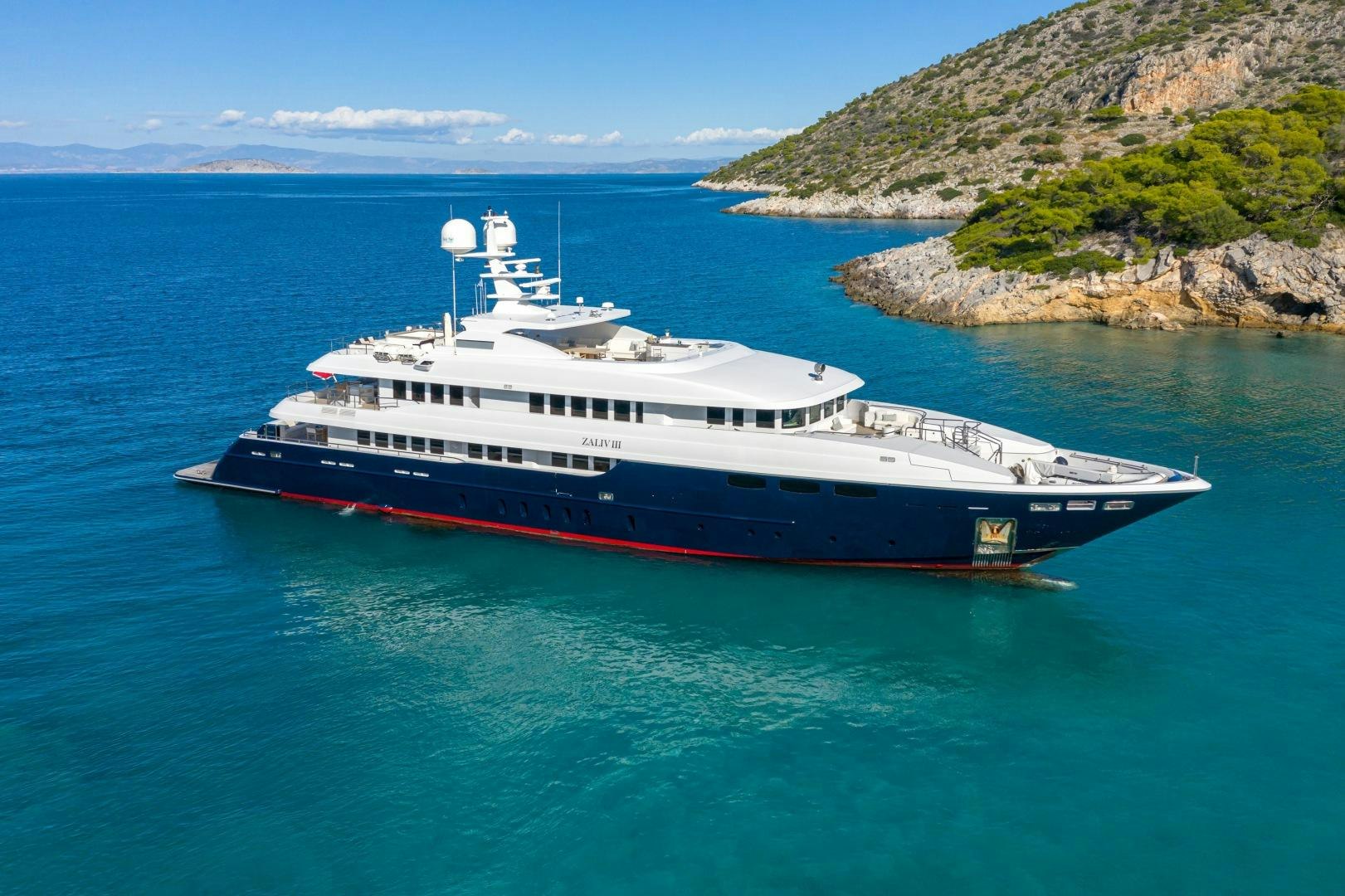 تأجير يخت ZALIV III YACHT CHARTER