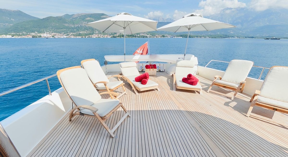 تأجير يخت ZIA CANAIA YACHT CHARTER