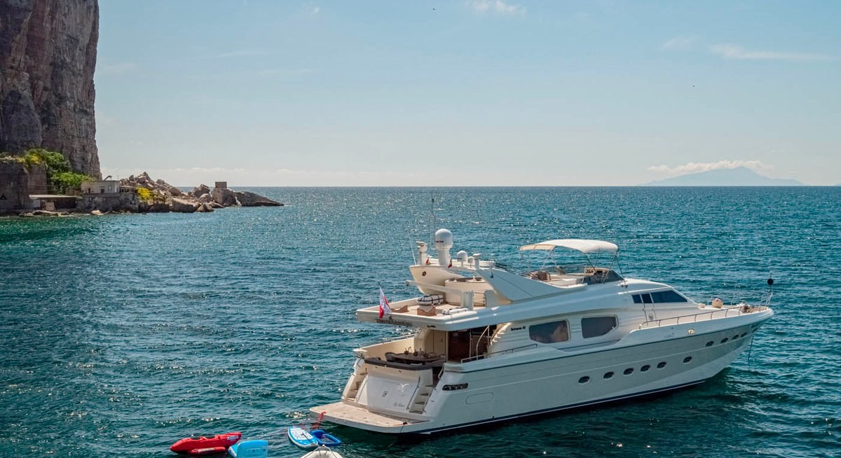 ZIHUATANEJO yacht charter 5